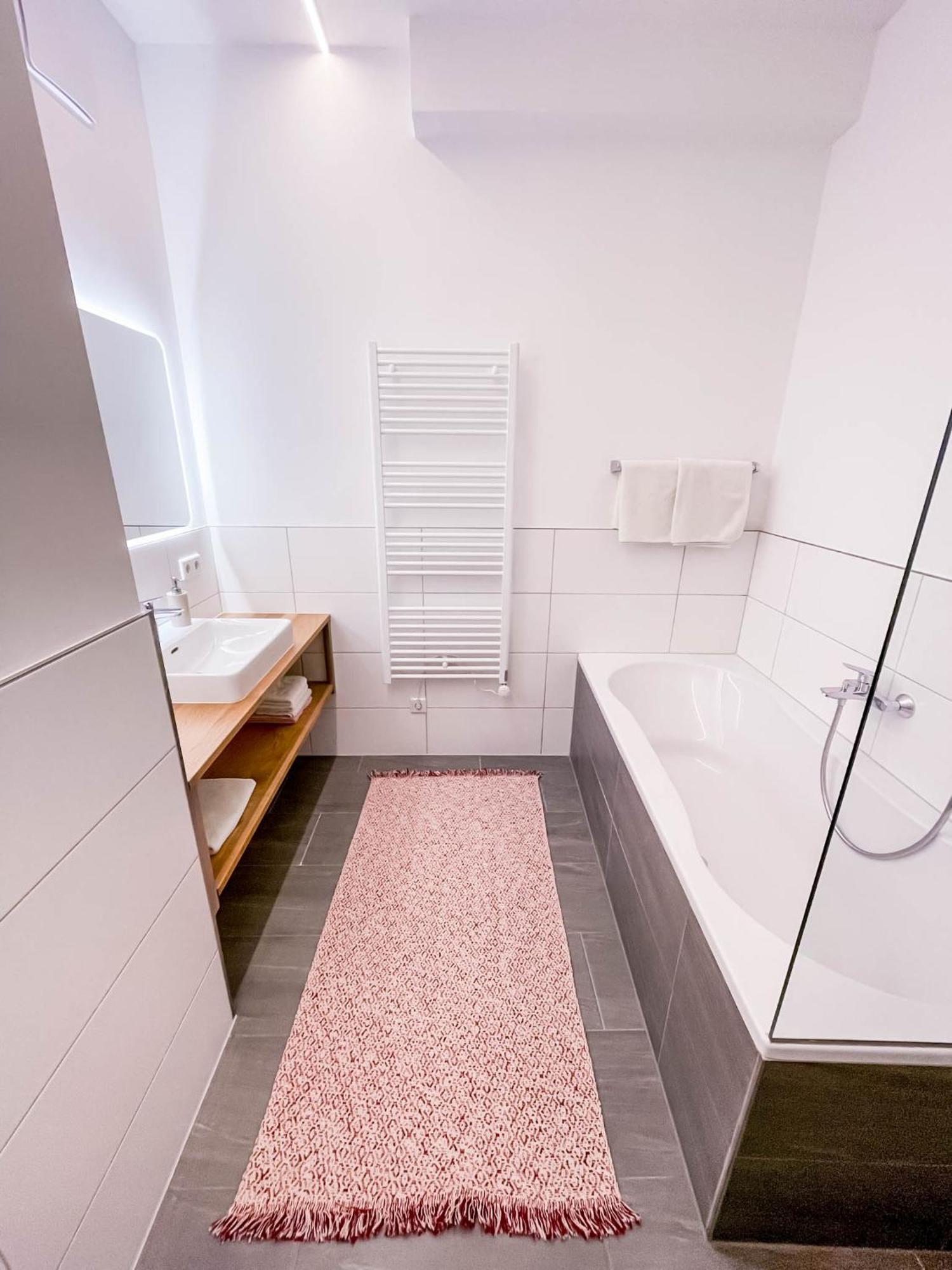 Gluexplatzl Appartements Am Wald سانكت مارتن ام تنيسي الغرفة الصورة