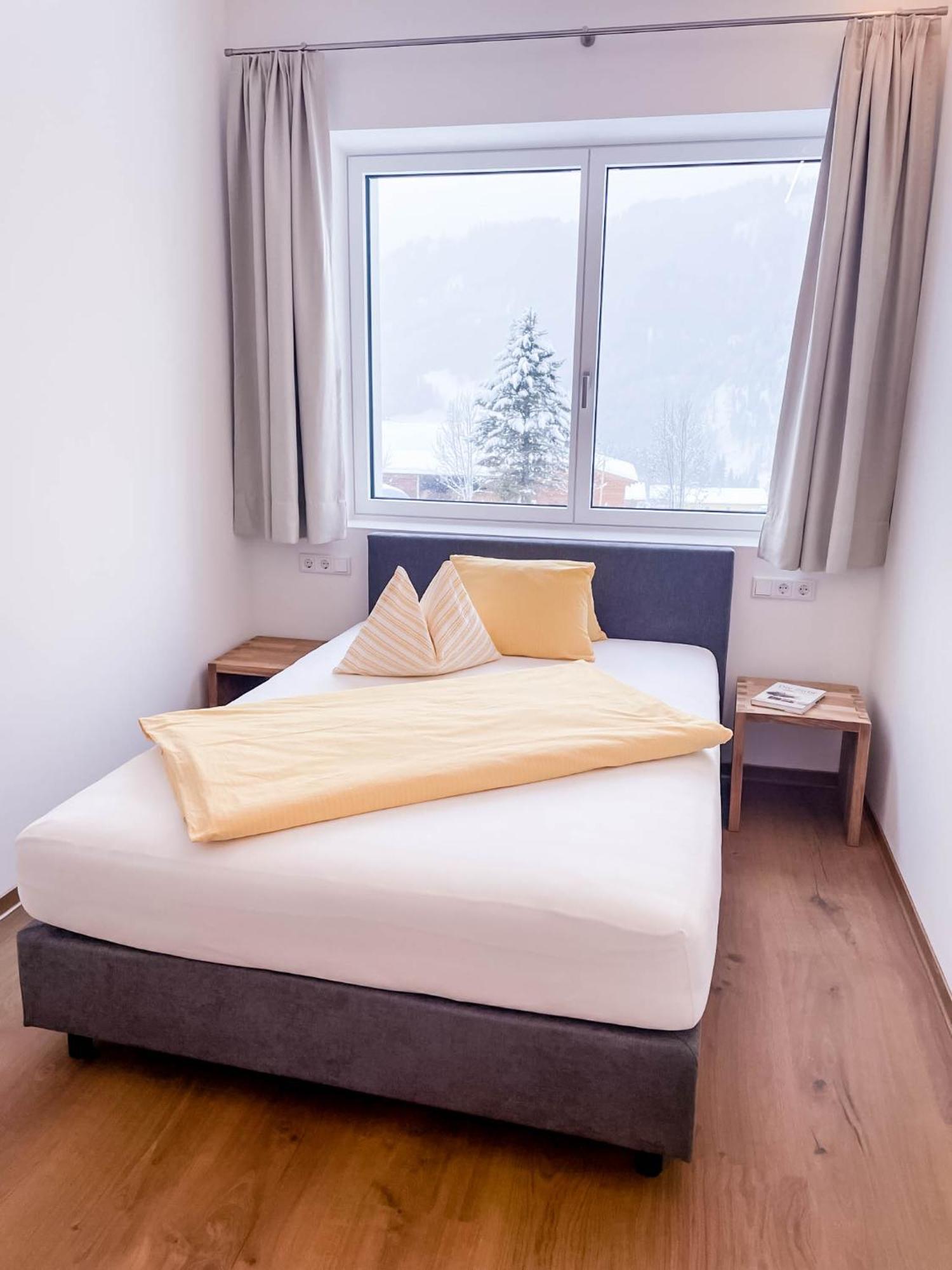Gluexplatzl Appartements Am Wald سانكت مارتن ام تنيسي الغرفة الصورة